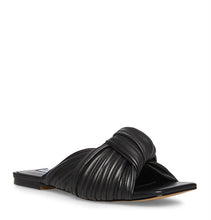 Load image into Gallery viewer, Steve Madden Mentor Sandal- black
