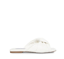 Load image into Gallery viewer, Steve Madden Mentor Sandal - white
